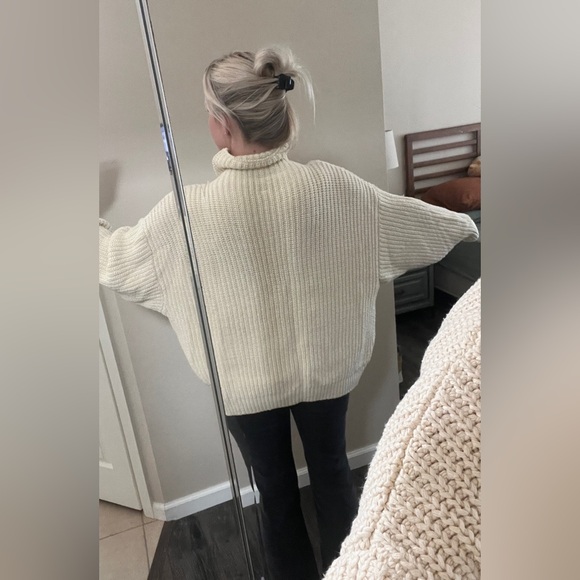 Free People oversized mockneck sweater - Picture 9 of 13